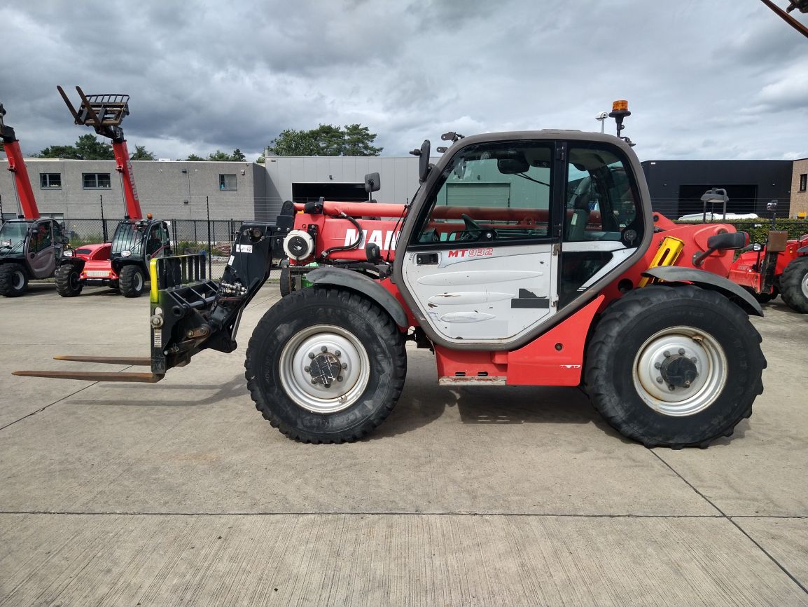 Afbeelding MANITOU MT 932 (020)