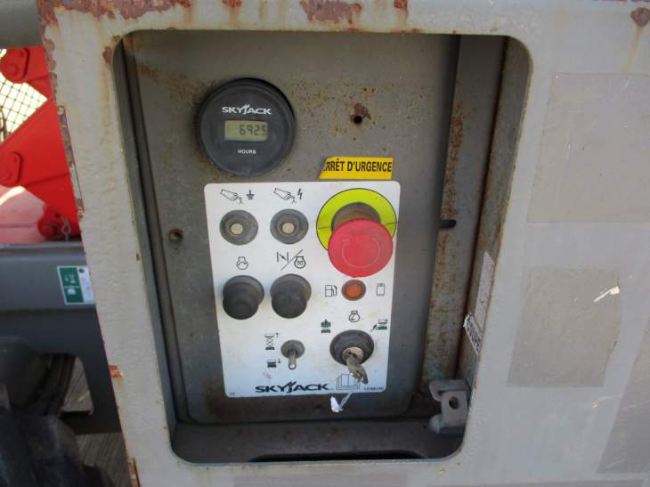 Afbeelding SKYJACK SJ 6826  (757)