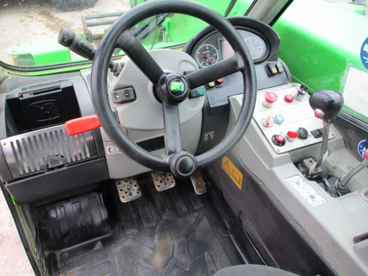 Afbeelding MERLO P40.17 (987)