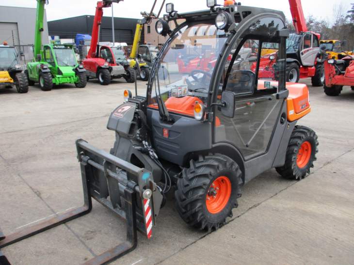 Afbeelding AUSA T144 HX4 (229)