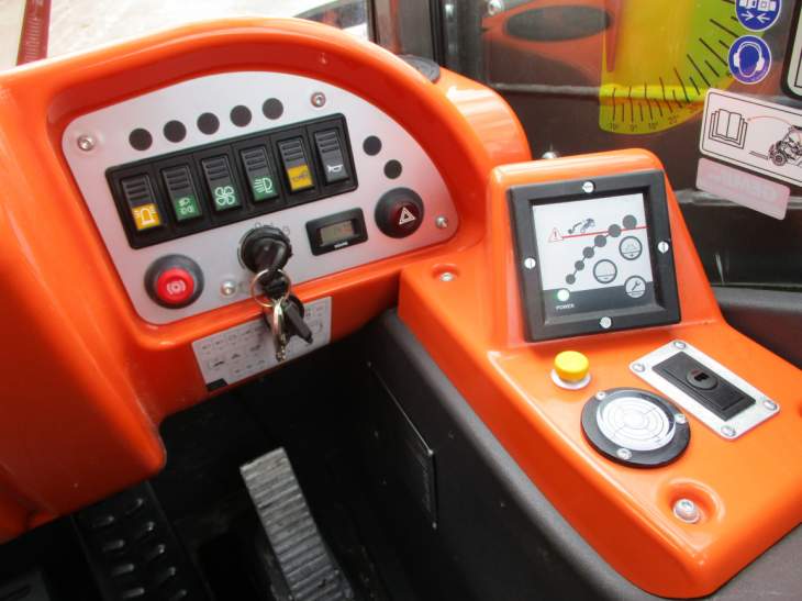 Afbeelding AUSA T144 H X4 (071)