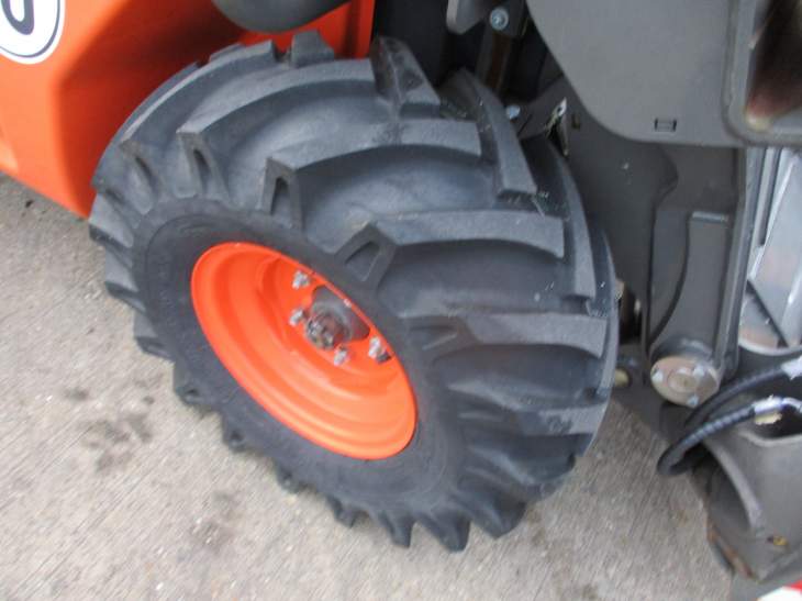 Afbeelding AUSA T144 HX4 (229)