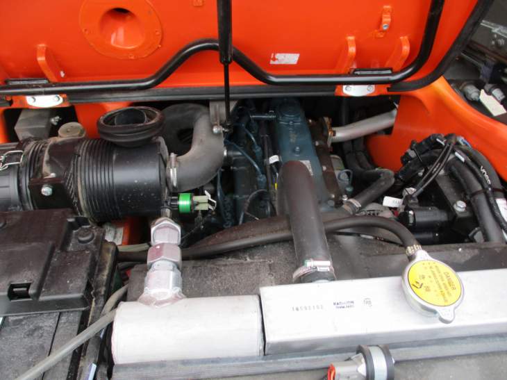 Afbeelding AUSA T144 HX4 (011)