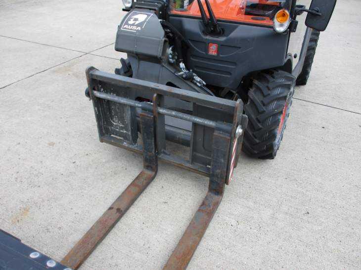 Afbeelding AUSA T144 H X4 (071)
