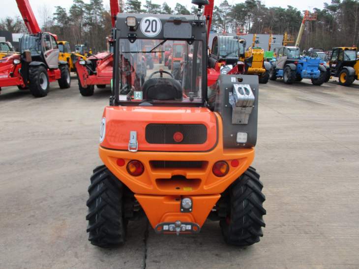 Afbeelding AUSA T144 HX4 (229)