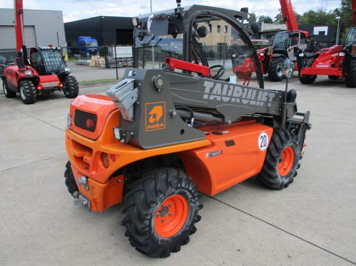 Afbeelding AUSA T144 H X4 (071)