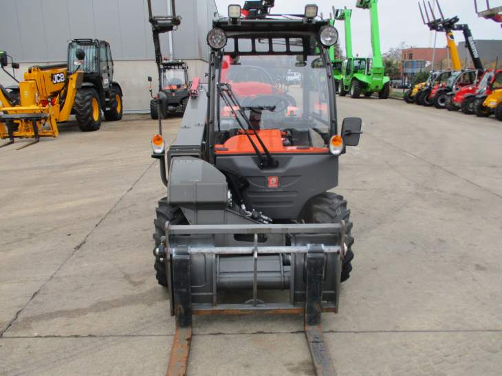 Afbeelding AUSA T144 HX4 (011)