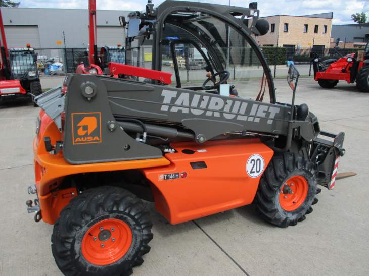 Afbeelding AUSA T144 H X4 (071)