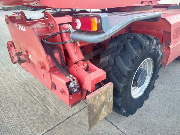 Afbeelding MANITOU MRT 2540 + Privilege (141)