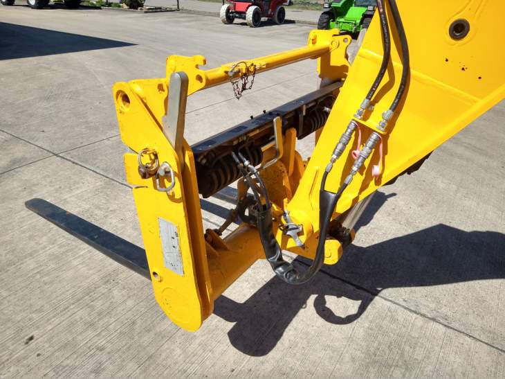 Afbeelding JCB 540-180 (018)