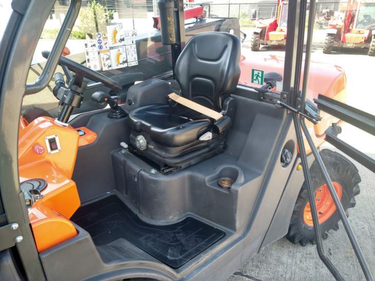 Afbeelding AUSA T144 X4 (715)