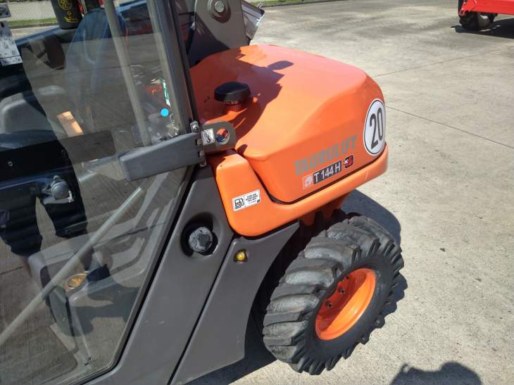 Afbeelding AUSA T144 X4 (715)