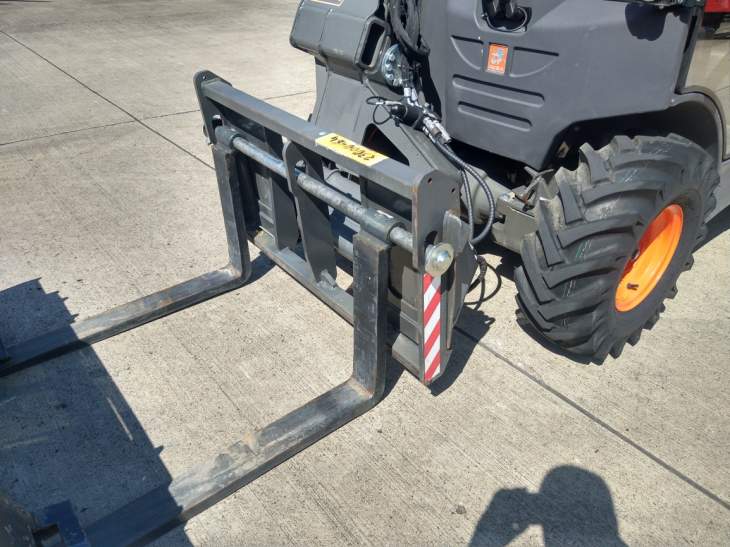 Afbeelding AUSA T144 X4 (715)