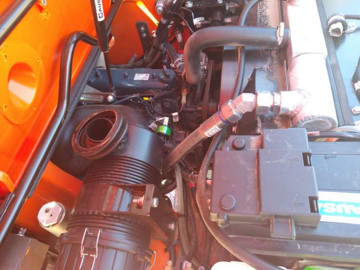 Afbeelding AUSA T144 X4 (715)
