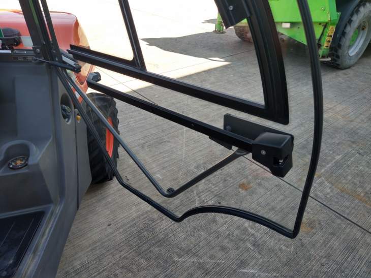Afbeelding AUSA T144 X4 (730)