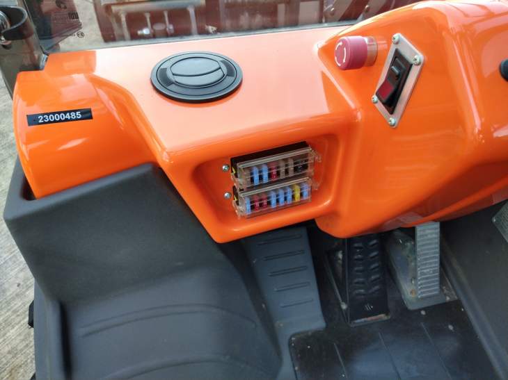 Afbeelding AUSA T144 X4 (730)