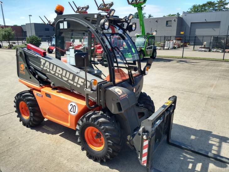 Afbeelding AUSA T144 X4 (715)