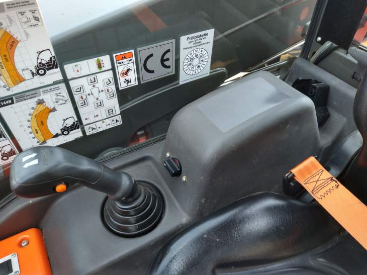 Afbeelding AUSA T144 X4 (729)