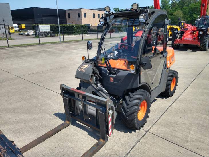 Afbeelding AUSA T144 X4 (729)
