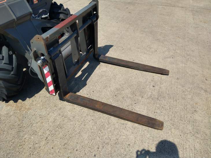 Afbeelding AUSA T144 X4 (729)