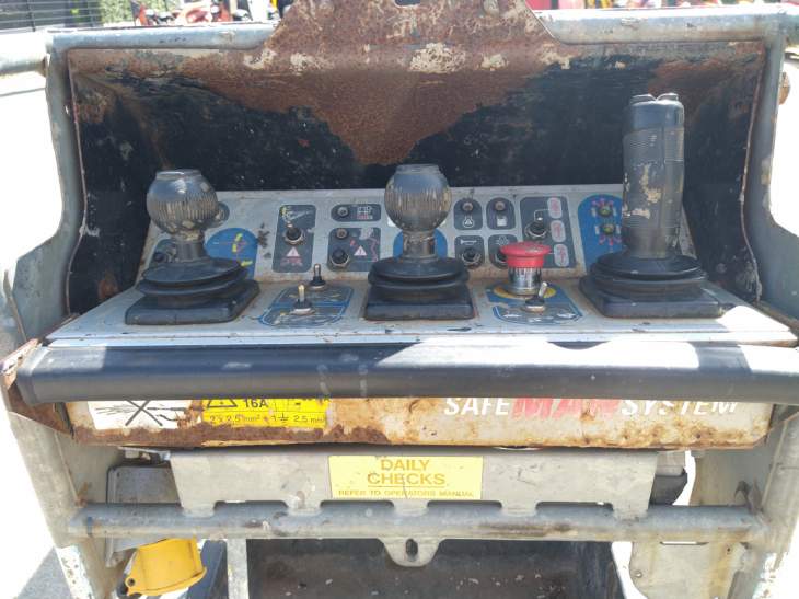 Afbeelding Manitou 200 ATJ ST5 (195)