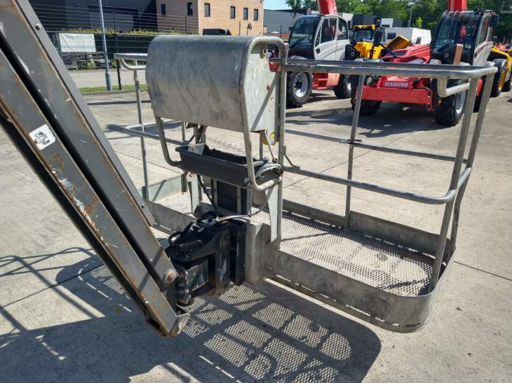 Afbeelding Manitou 200 ATJ ST5 (195)