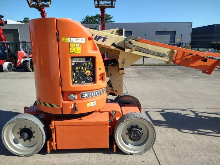 Afbeelding JLG E300 AJP (971)