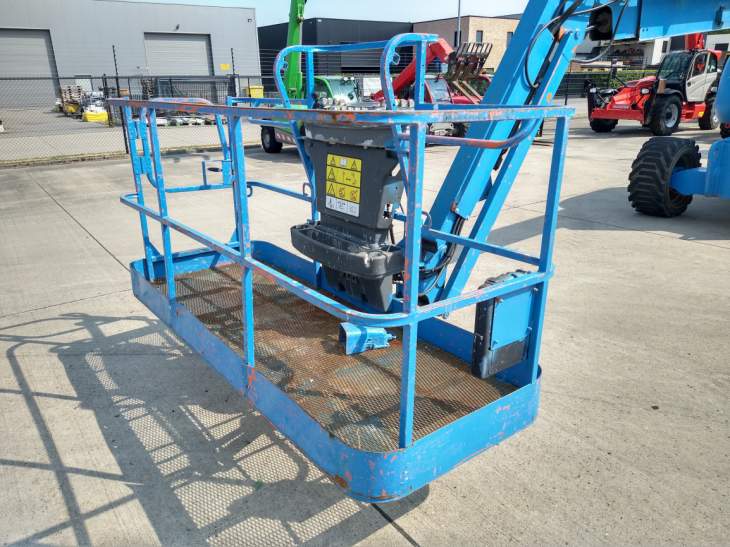 Afbeelding JLG 800AJ (558)
