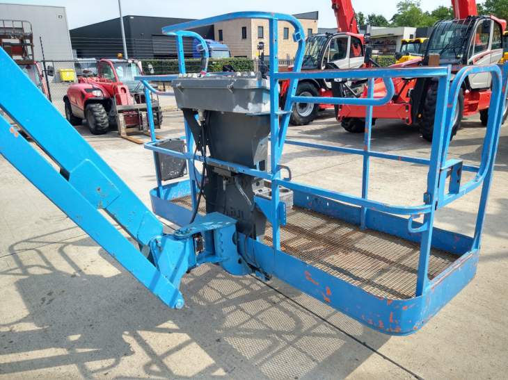 Afbeelding JLG 800AJ (558)