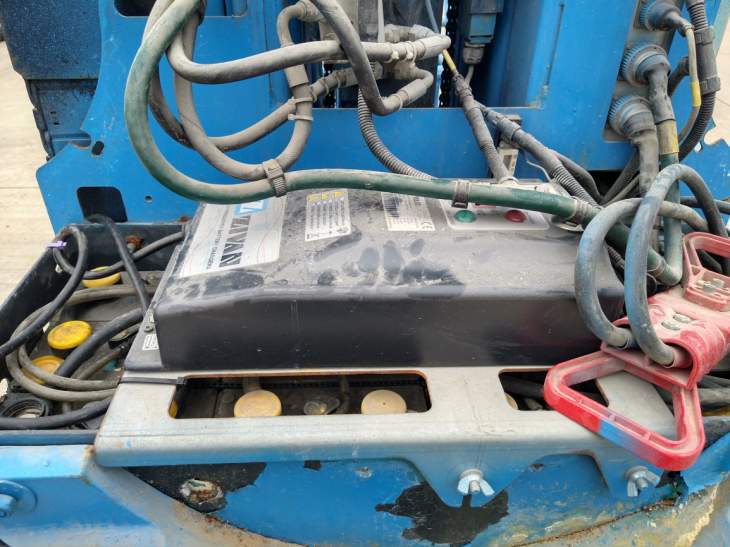 Afbeelding ATN Piaf 880R (054)