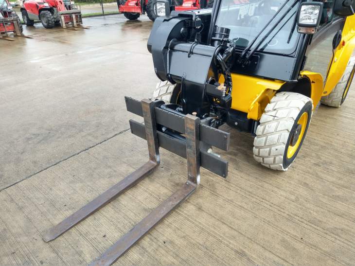 Afbeelding JCB 520-40 4WS (155)