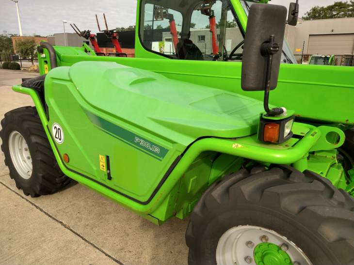 Afbeelding MERLO P38.13 (572)
