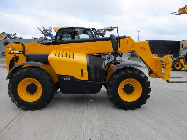 Afbeelding 9.50m - JCB 535 - 95